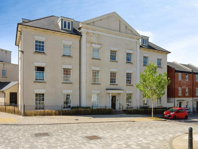 Flat for sale in Sherford, Strode
