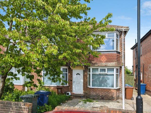 Flat for sale in Cowgate, Fenham