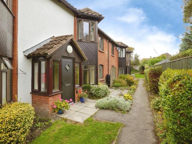Flat for sale in St James, Shaftesbury
