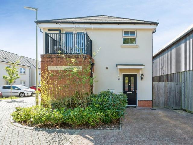 Flat for sale in Eastleigh, Helford