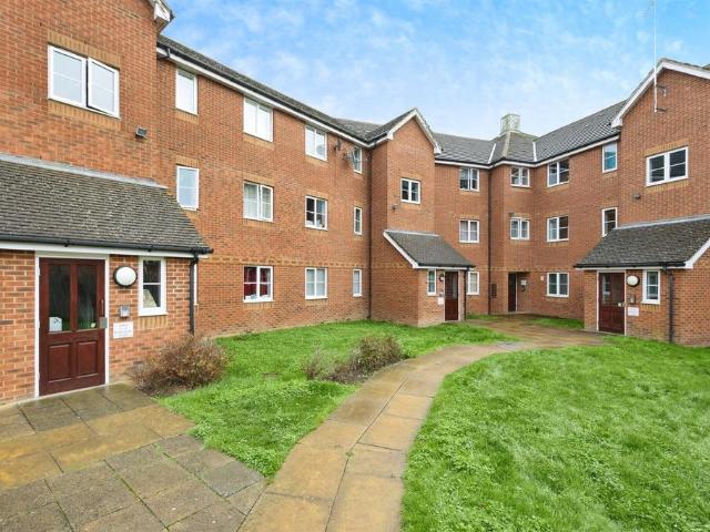 Flat for sale in Bridgefield, Kent