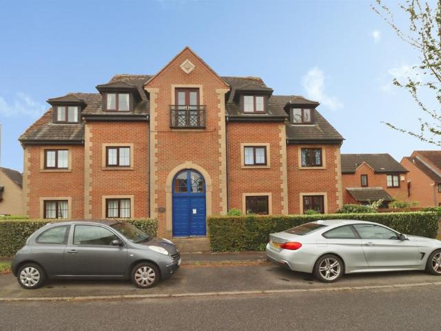 Flat for sale in Yate Rocks, Yate
