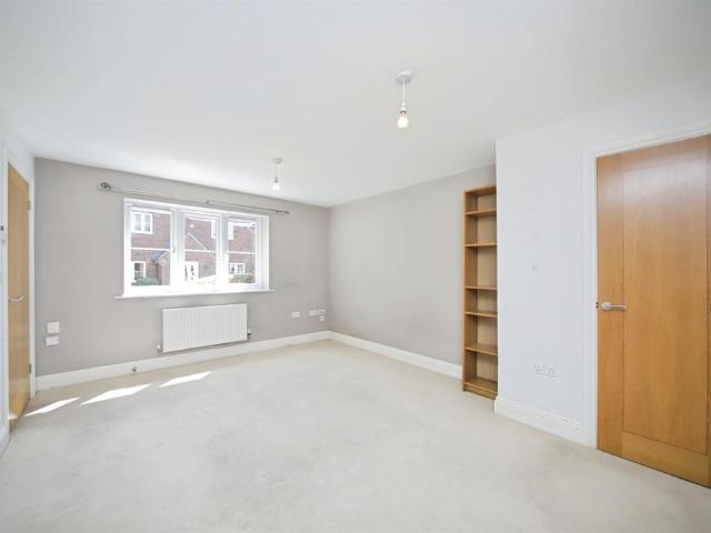 Flat for sale in Halcon, Rumwell