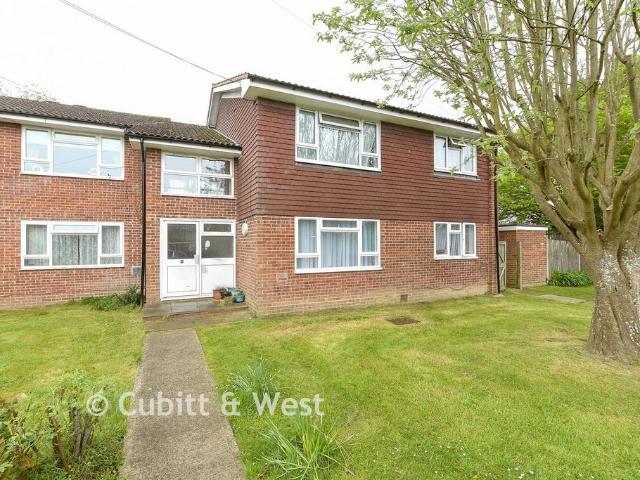 Flat for sale in Burstow, Hillview