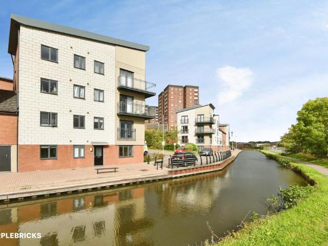 Flat for sale in Caldon Quay, Stoke-on-Trent