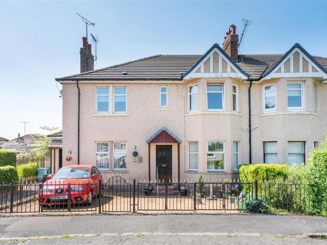 Flat for sale in Braedale, Motherwell