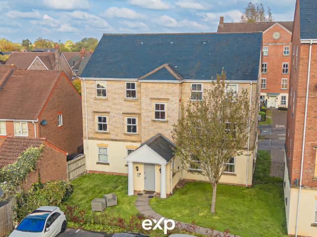 Flat for sale in Shirley, Solihull