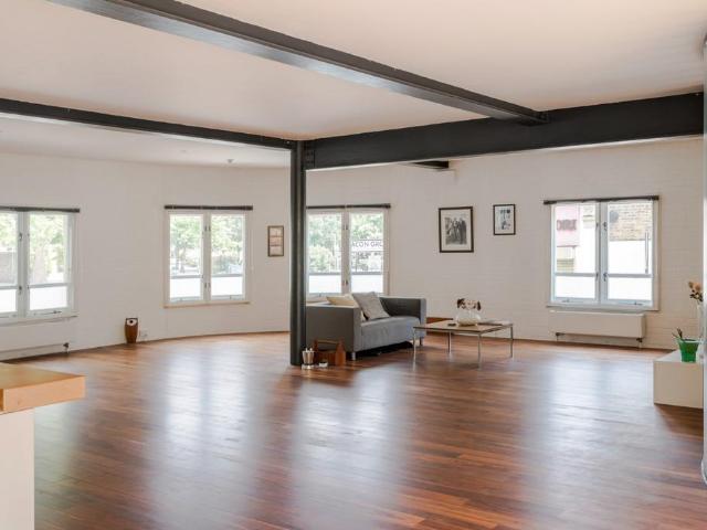 Flat for sale in Old Kent Road, Greater London