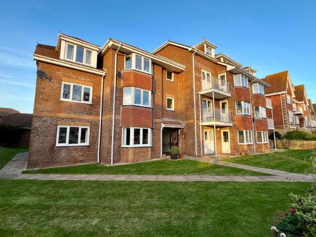 Flat for sale in Swanage, East Dorset
