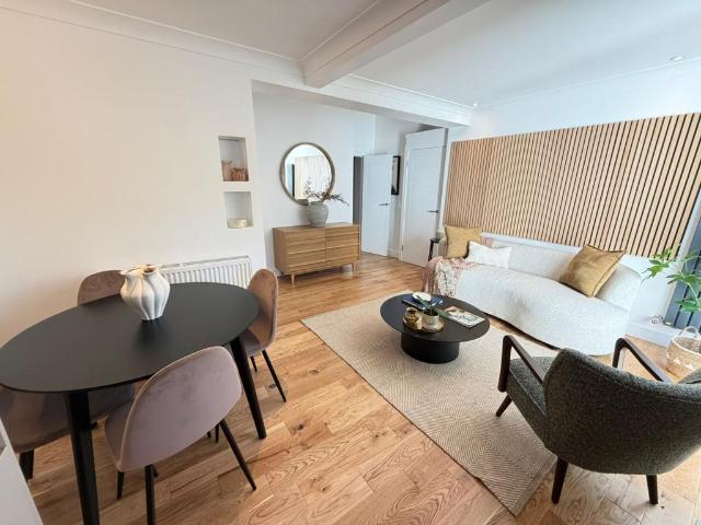 Flat for sale in Wealdstone, Greater London