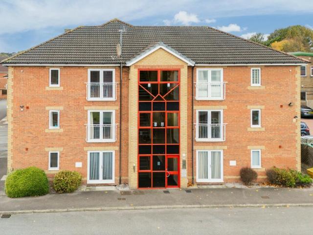 Flat for sale in Glasshoughton, Castleford