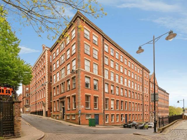 Flat for sale in St Ann's, Haddon