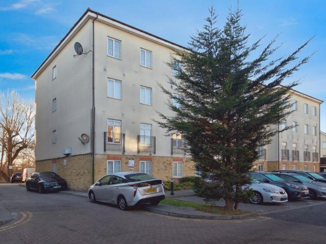 Flat for sale in Loxford, Isle Of Man