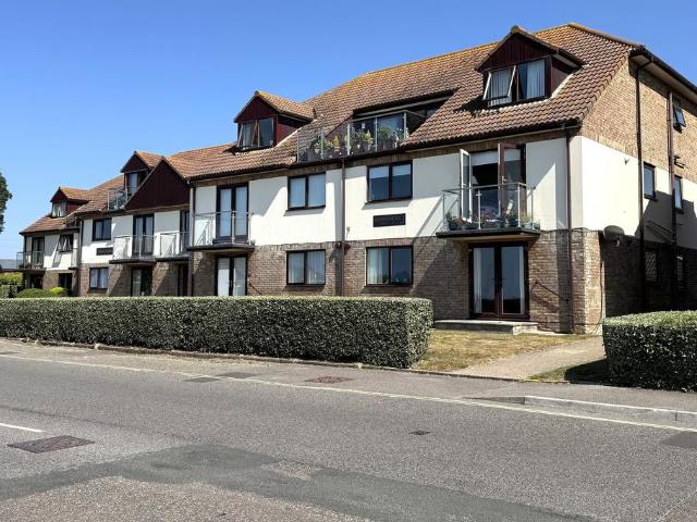Flat for sale in Old Milton, Ashurst Bridge
