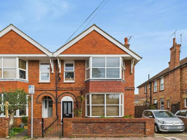 Flat for sale in Worthing, West Sussex