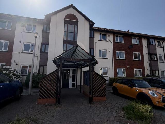 Flat for sale in Little Bolton, Salford