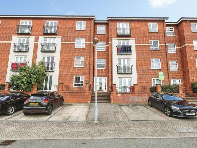 Flat for sale in Gravelly Hill, Isle Of Man