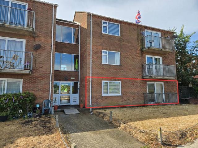 Flat for sale in Belleau, Lincolnshire