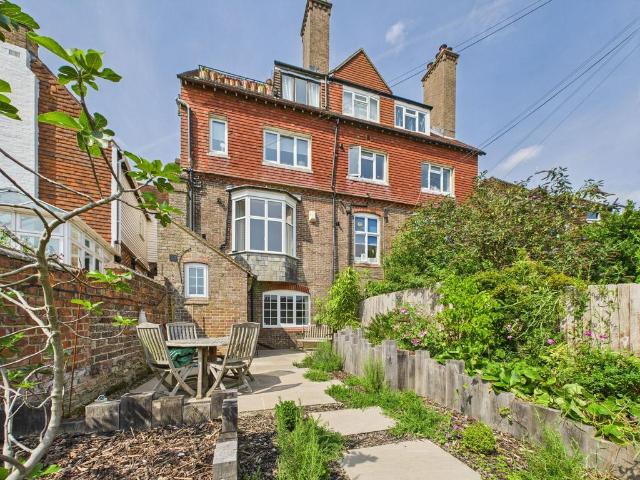 Flat for sale in Mayfield, Wealden