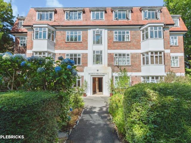Flat for sale in West Cliff, Bournemouth