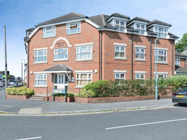 Flat for sale in Springbourne, Bournemouth