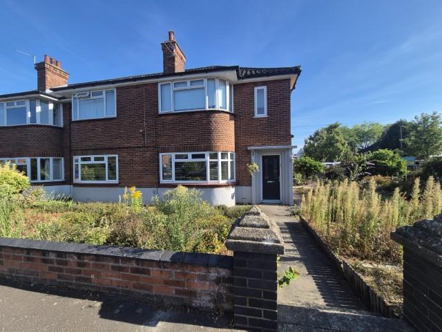 Flat for sale in Lakenham, East Bank