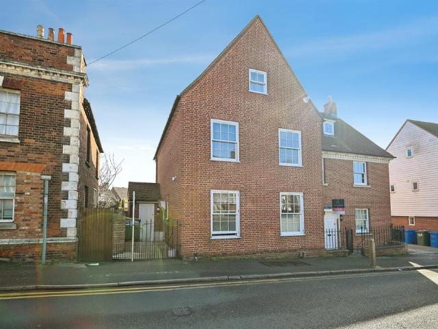 Flat for sale in Grove Park, Oad Street