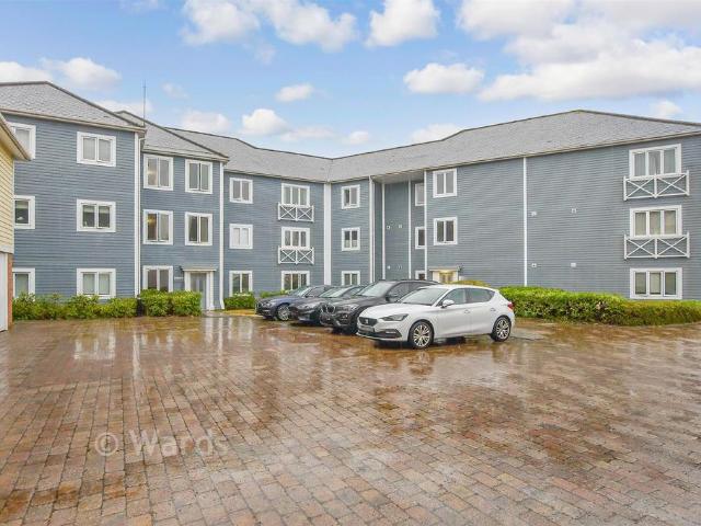 Flat for sale in Snodland, Bourne Vale
