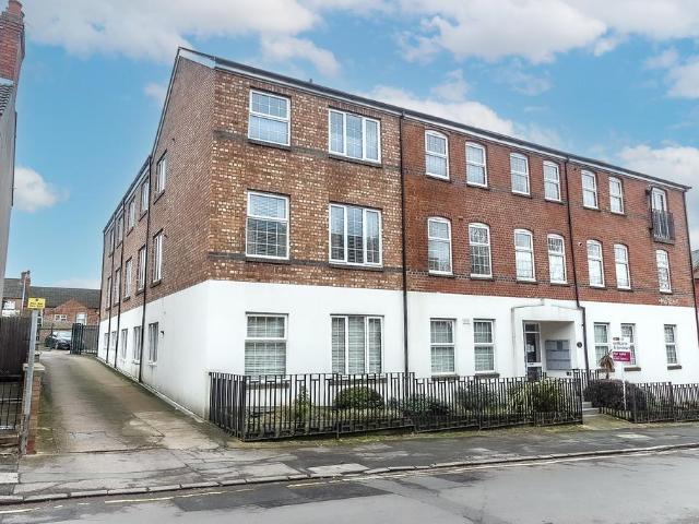Flat for sale in Hatton Park, Wellingborough