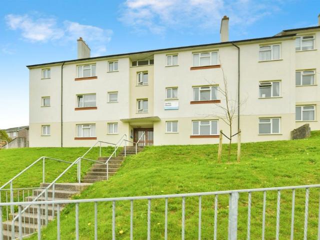 Flat for sale in Lipson, Mount Wise