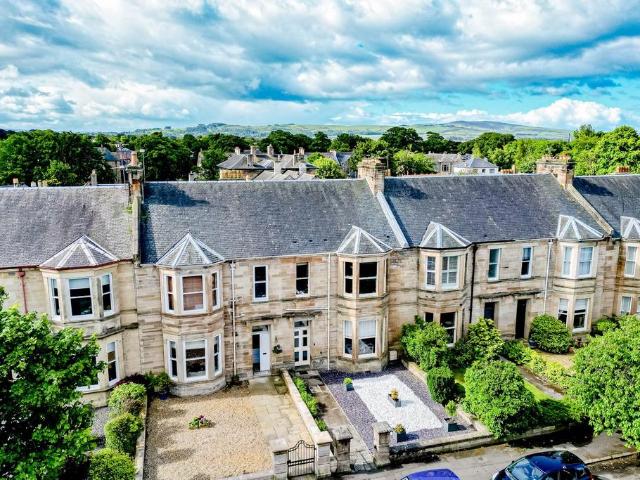 Flat for sale in Seafield, Scotland