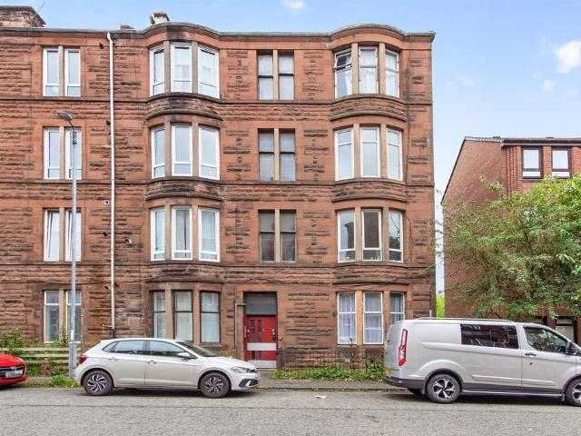 Flat for sale in Budhill, Glasgow