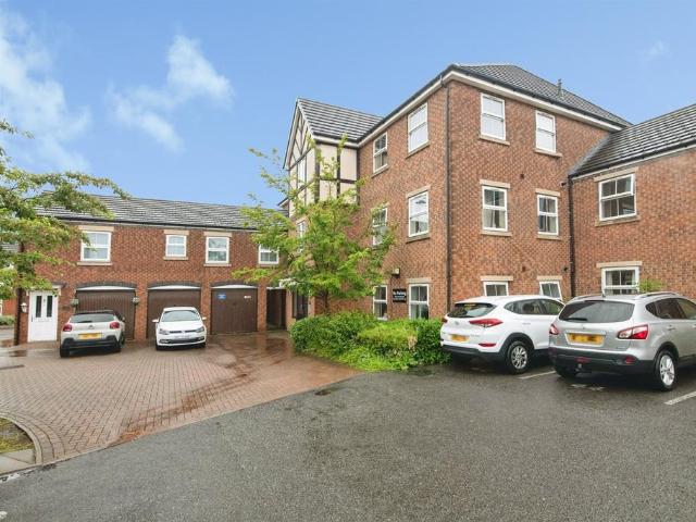 Flat for sale in Guns Village, West Bromwich