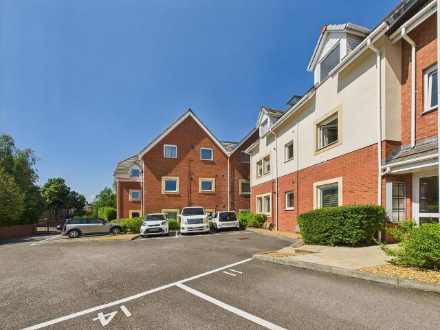 Flat for sale in Falcon Lodge, Wales