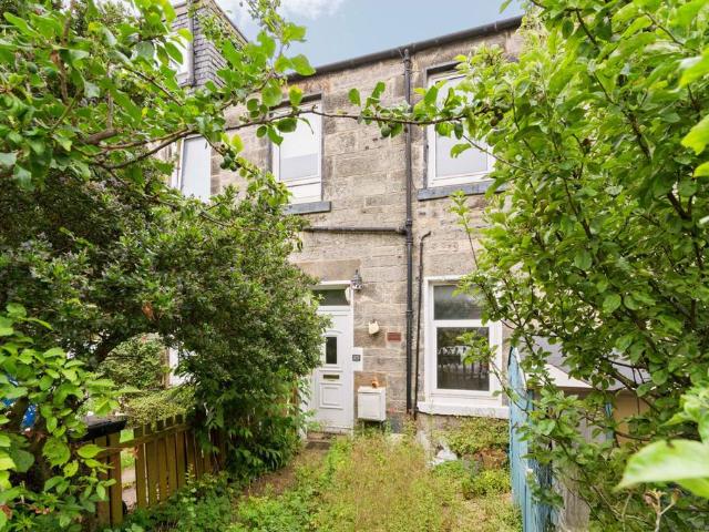 Flat for sale in Leith Links, Leith