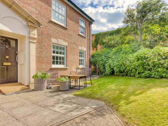 Flat for sale in Firepool, Taunton