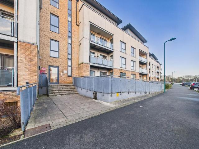 Flat for sale in Eastgate, Peterborough