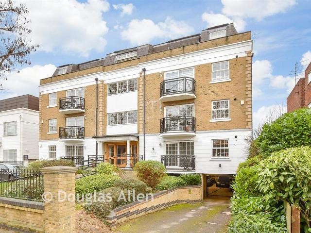 Flat for sale in South Woodford, Isle Of Man