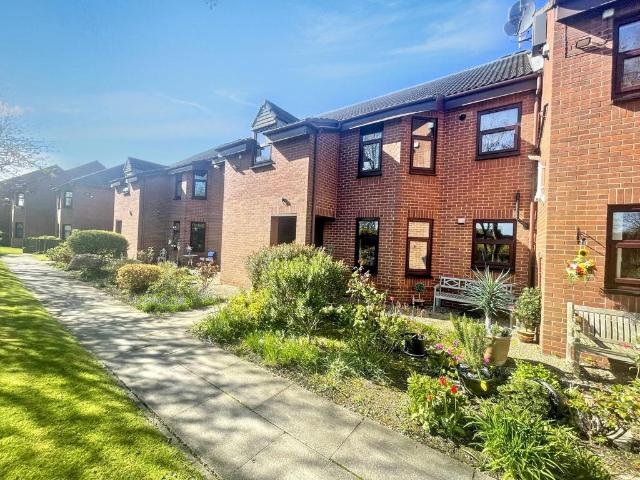 Flat for sale in Westoe, South Shields