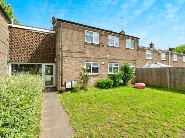 Flat for sale in Bedwell, Shephall