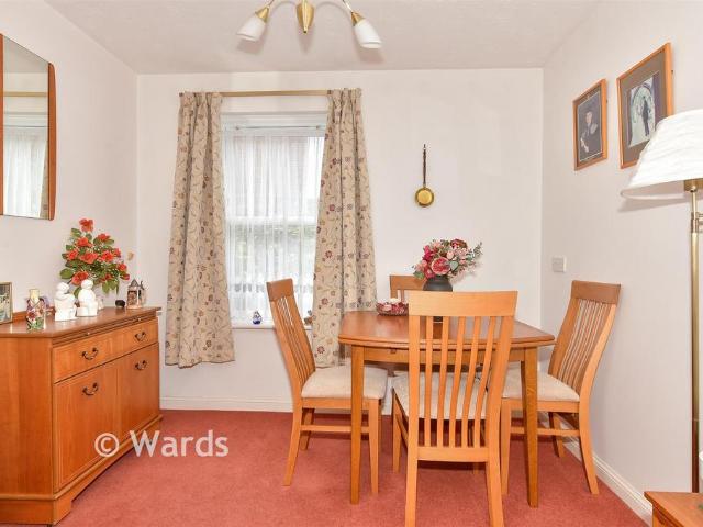Flat for sale in St. Mildred's, The Bridge