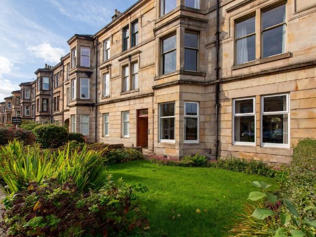 Flat for sale in Williamsburgh, Paisley