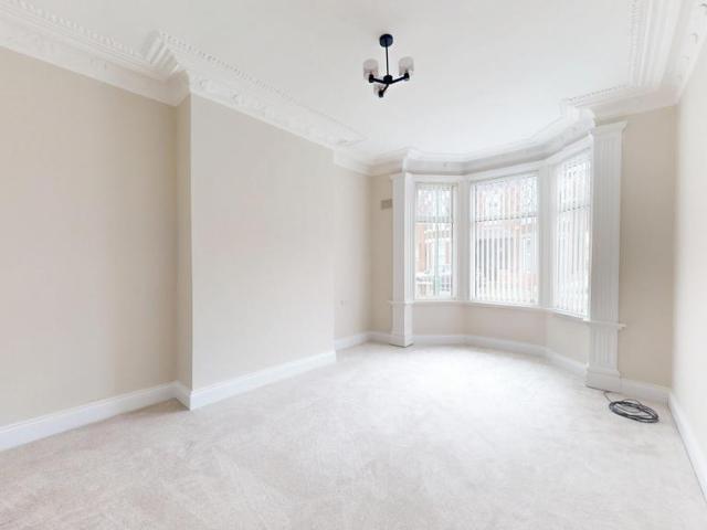 Flat for sale in Westoe, South Shields