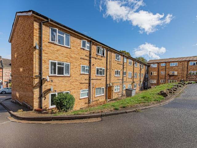 Flat for sale in New Town, Luton