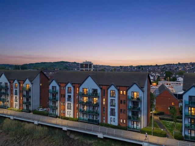 Flat for sale in Wales