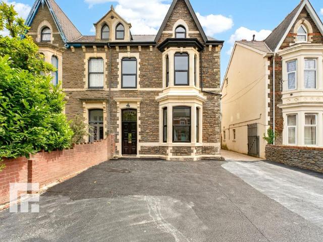 Flat for sale in Falcon Lodge, Wales