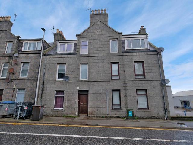 Flat for sale in Ballindoch, Scotland