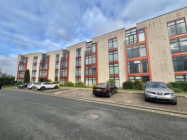 Flat for sale in Georgia, Greater Manchester