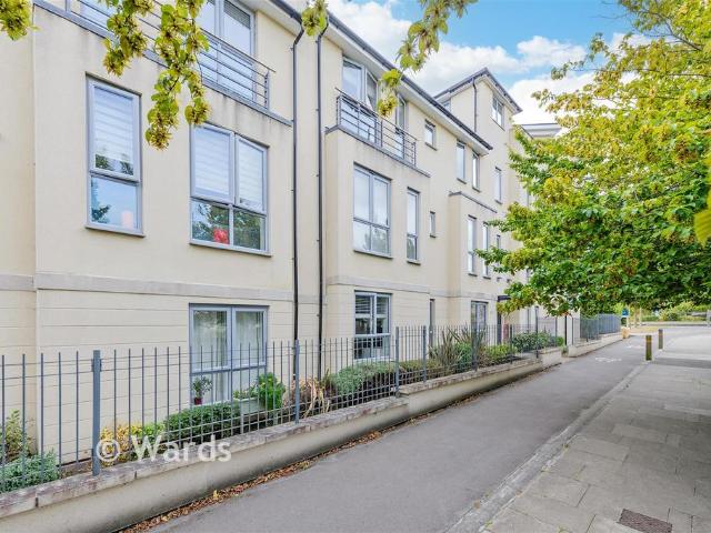 Flat for sale in Hamerton, Kent