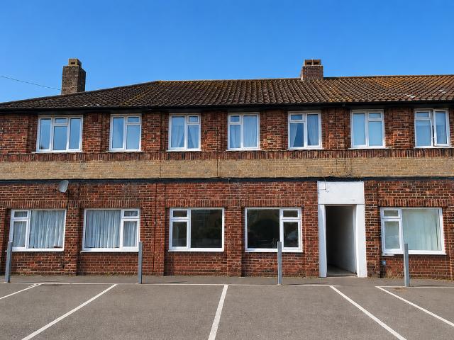 Flat for sale in Selsey, Chichester